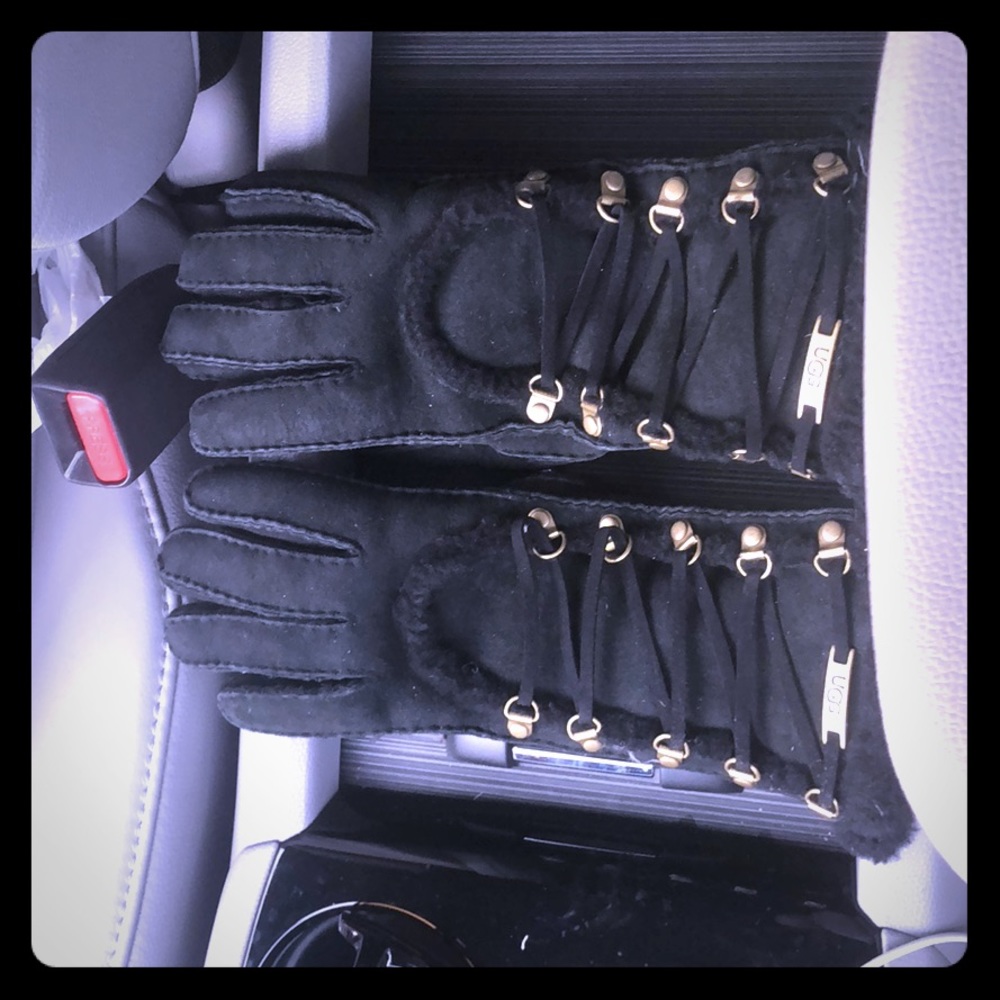 Ugg Lace Up Shearling Gloves